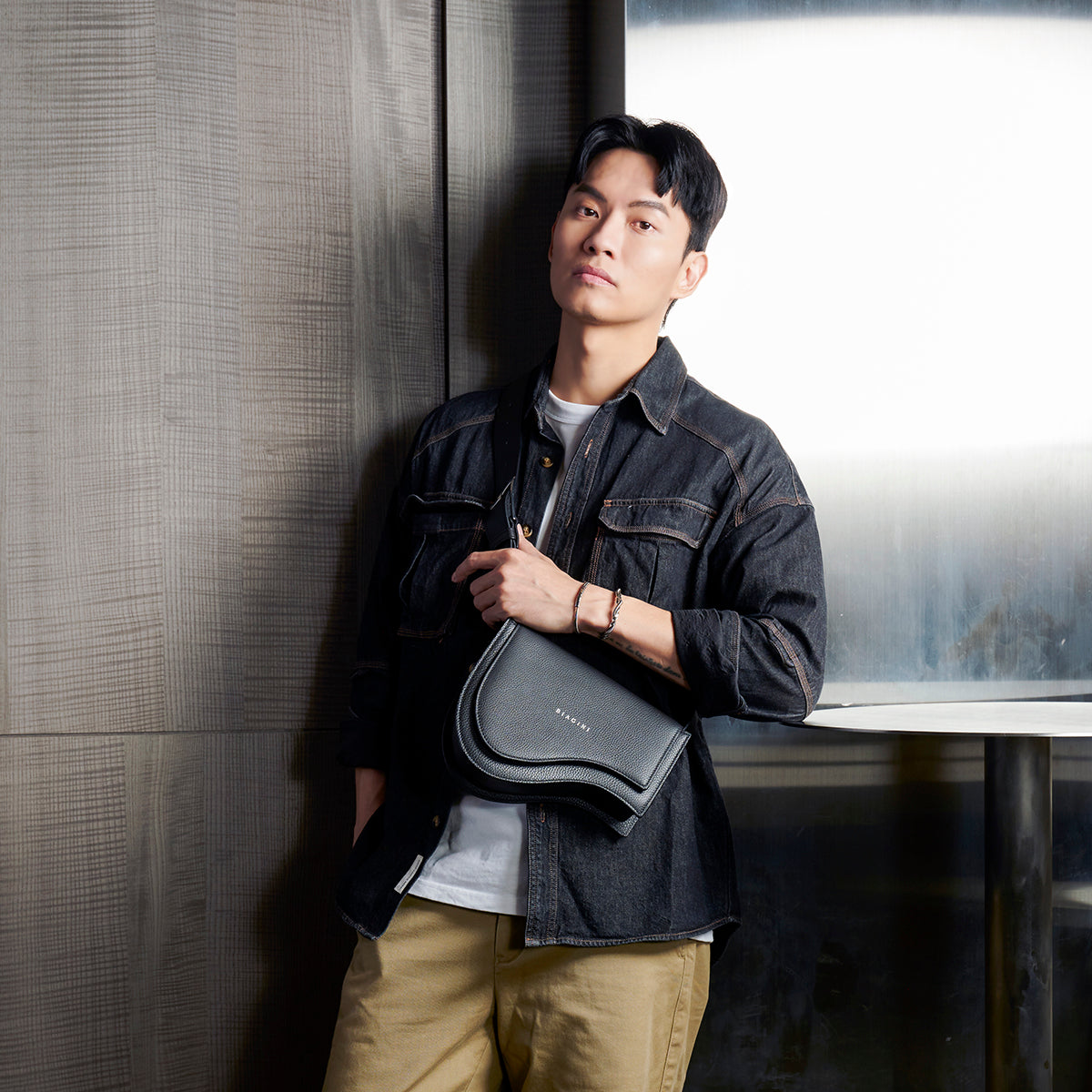 BIAGINI|馬鞍肩揹/斜揹包 (黑)