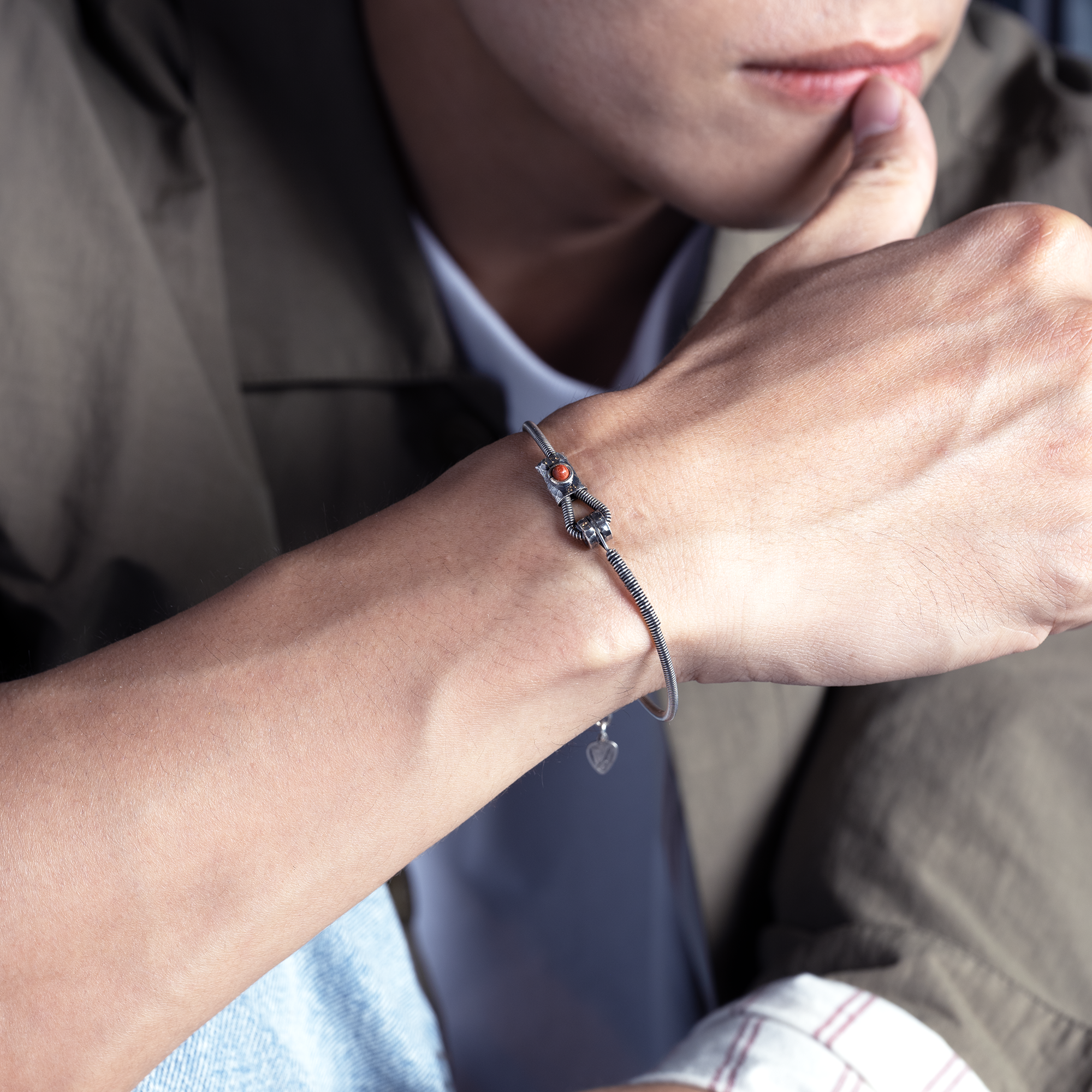 SING A SONG|一弦一念 金屬手鍊 (紅碧玉)