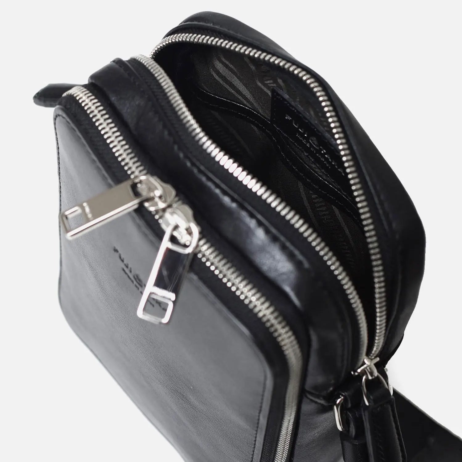 FUJITAKA|Valley 皮革肩揹包 (黑)