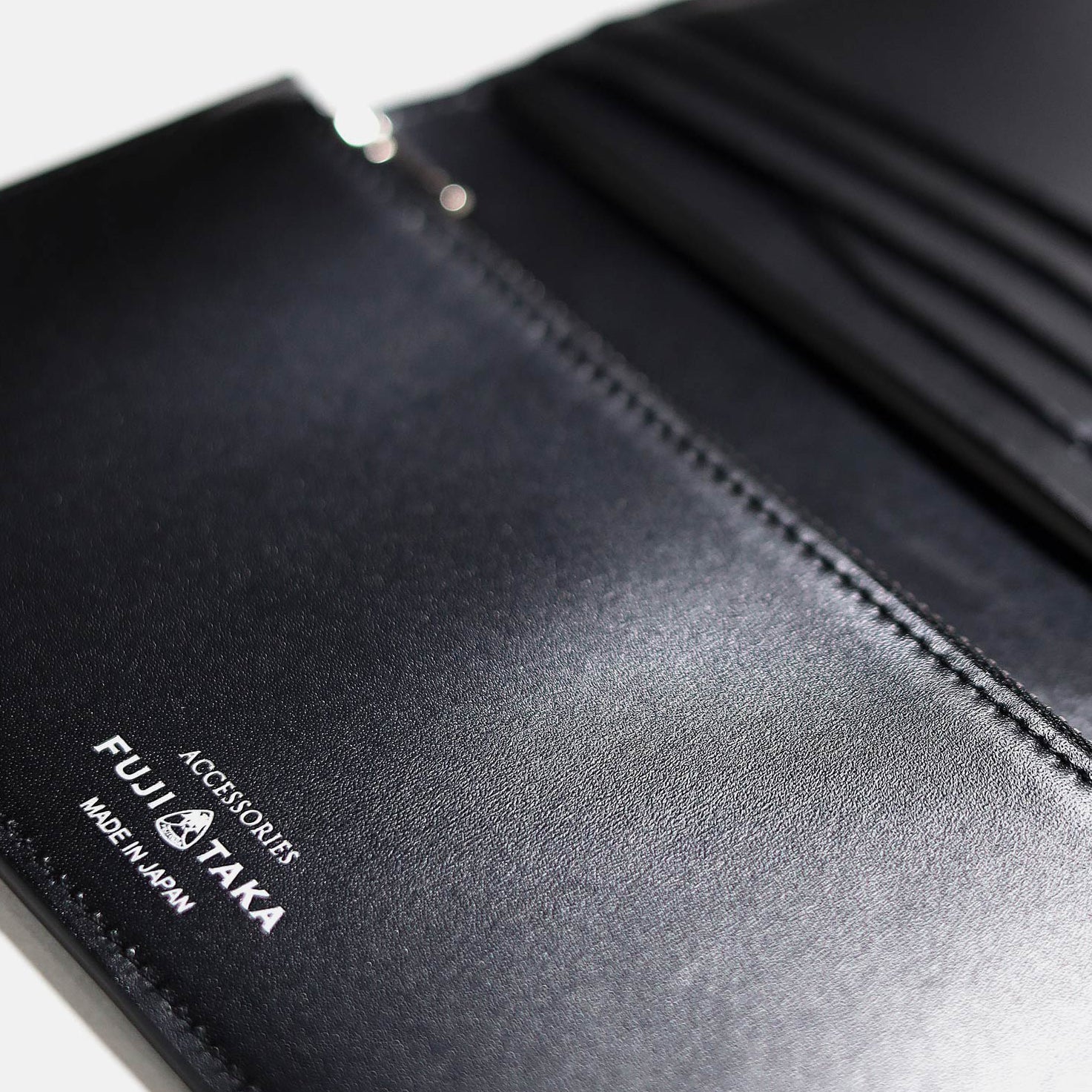 FUJITAKA|Bubble Light 柔軟皮革長皮夾 (黑)