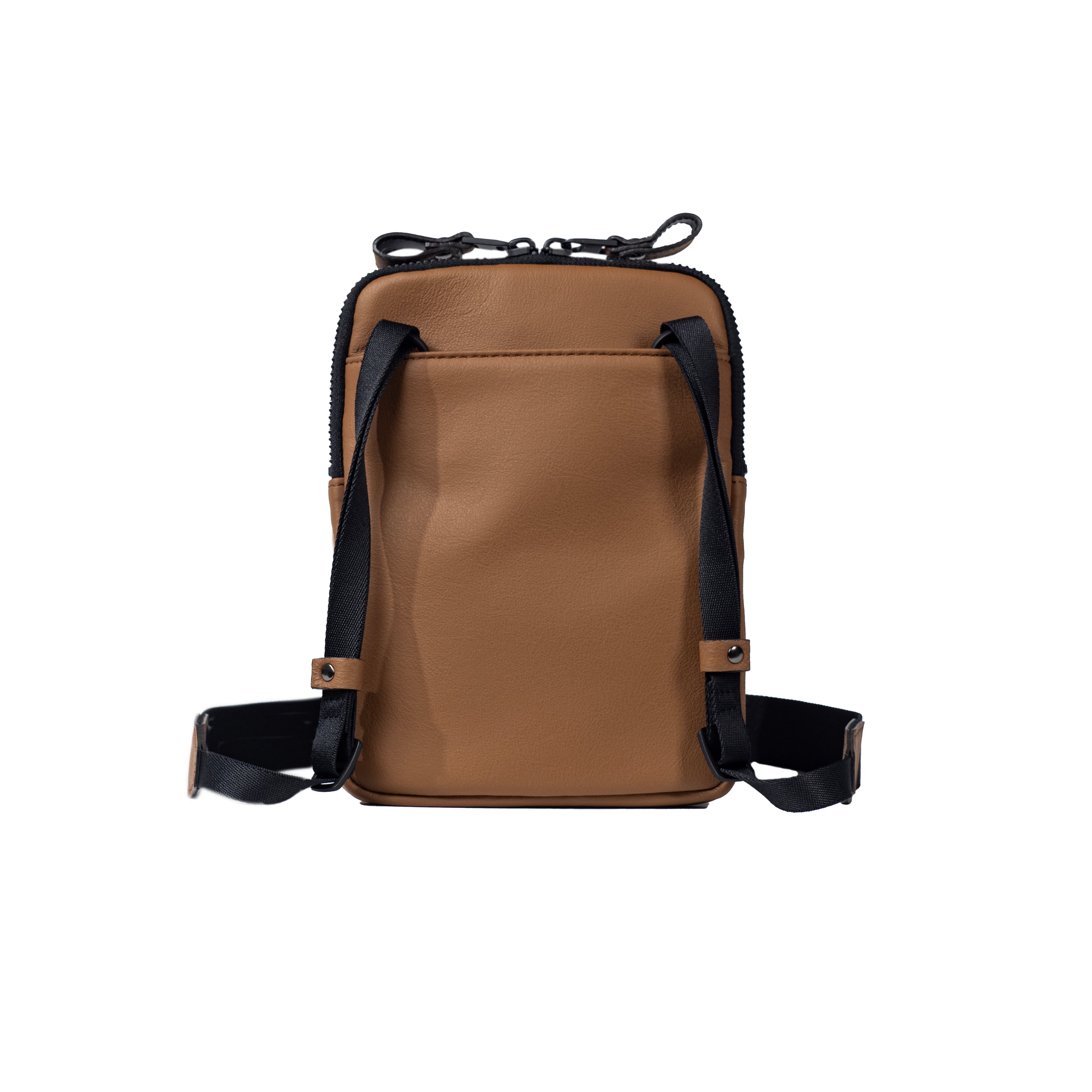 FUJITAKA|Locus 迷你皮革肩背包 (咖啡)