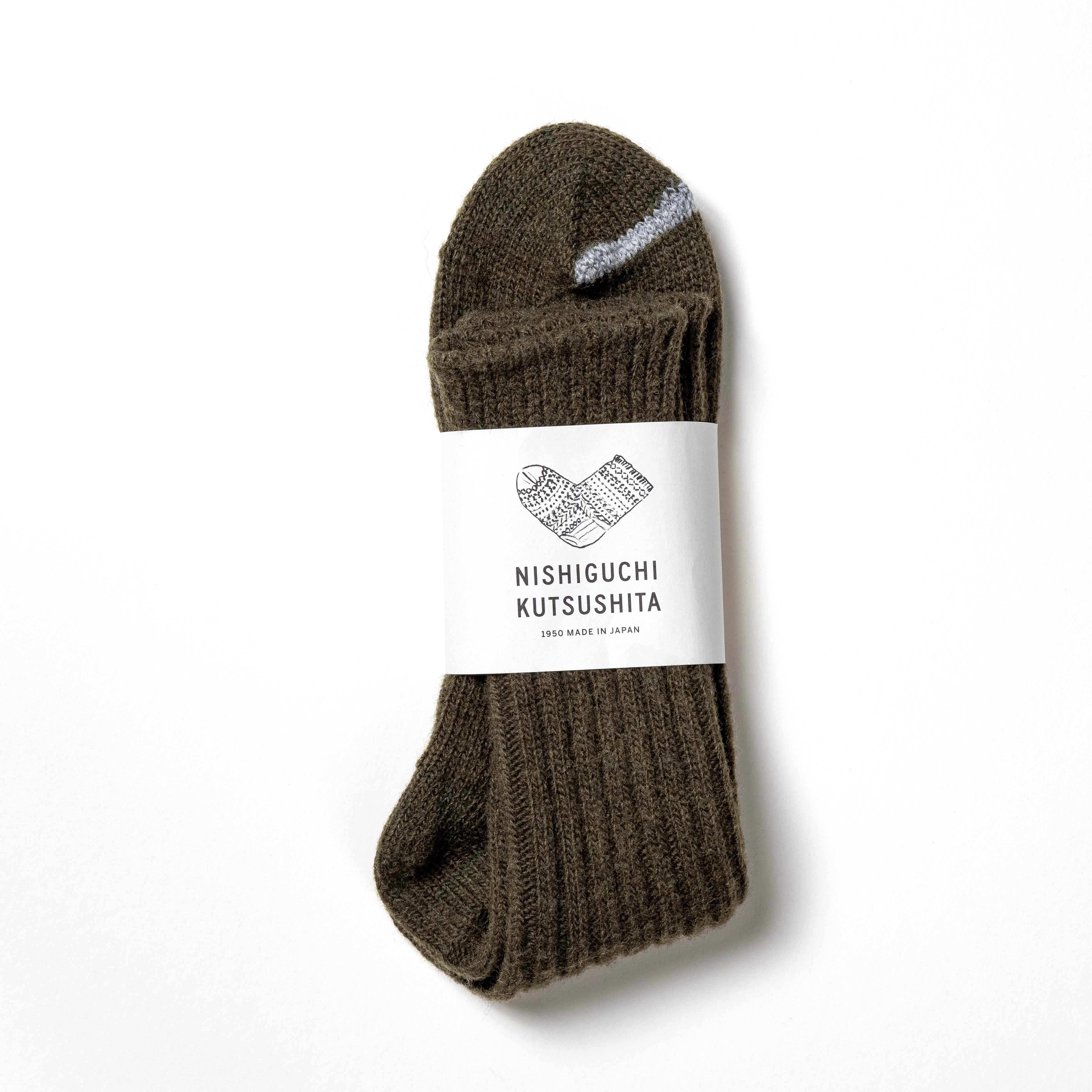 NISHIGUCHI KUTSUSHITA|Praha 羊毛羅紋中筒襪 (卡其軍綠)