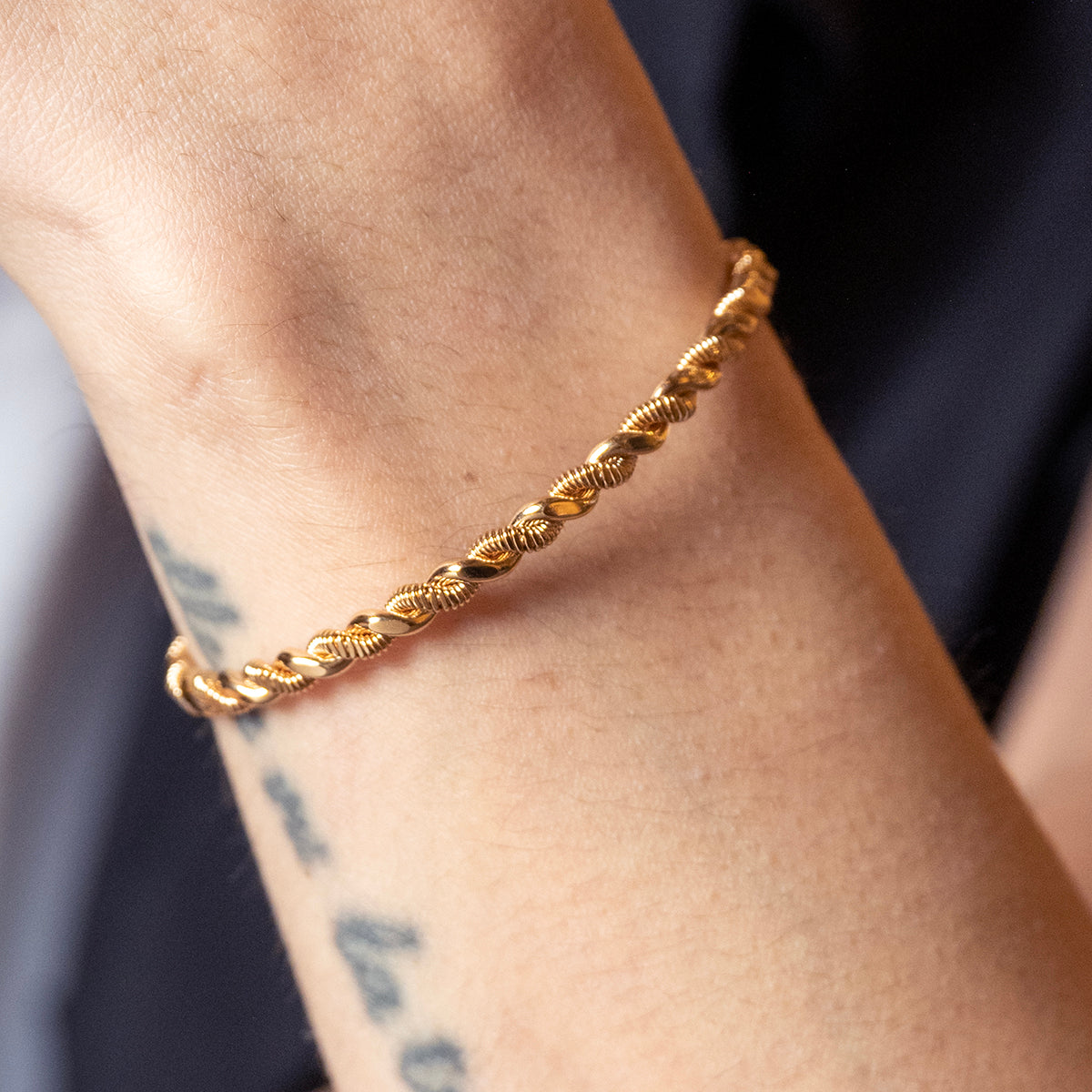 SING A SONG|一弦一念 金屬手鐲 S (金)