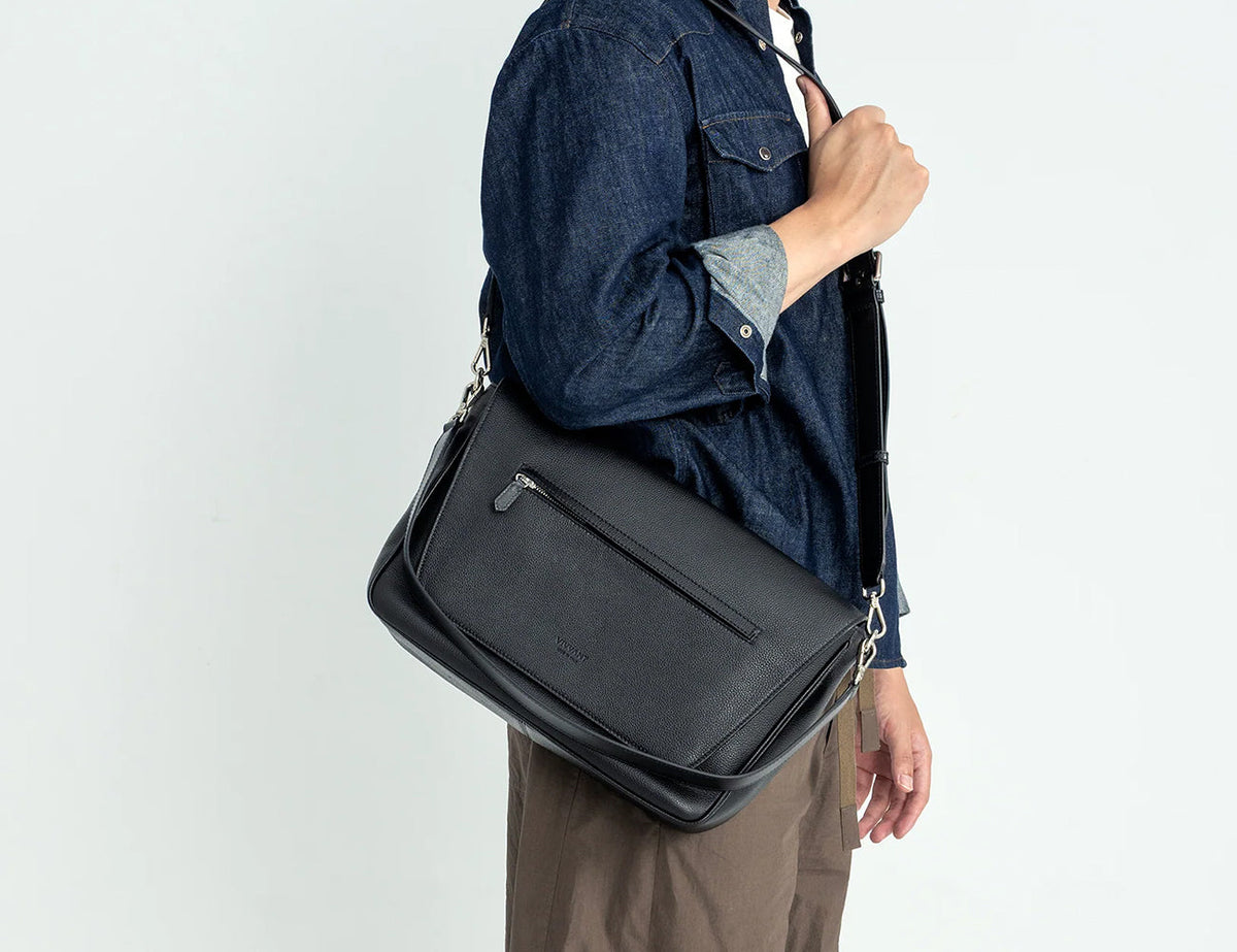 COMPTOIR 主理人評測男士皮革郵差包推薦：4款最值得入手的款式