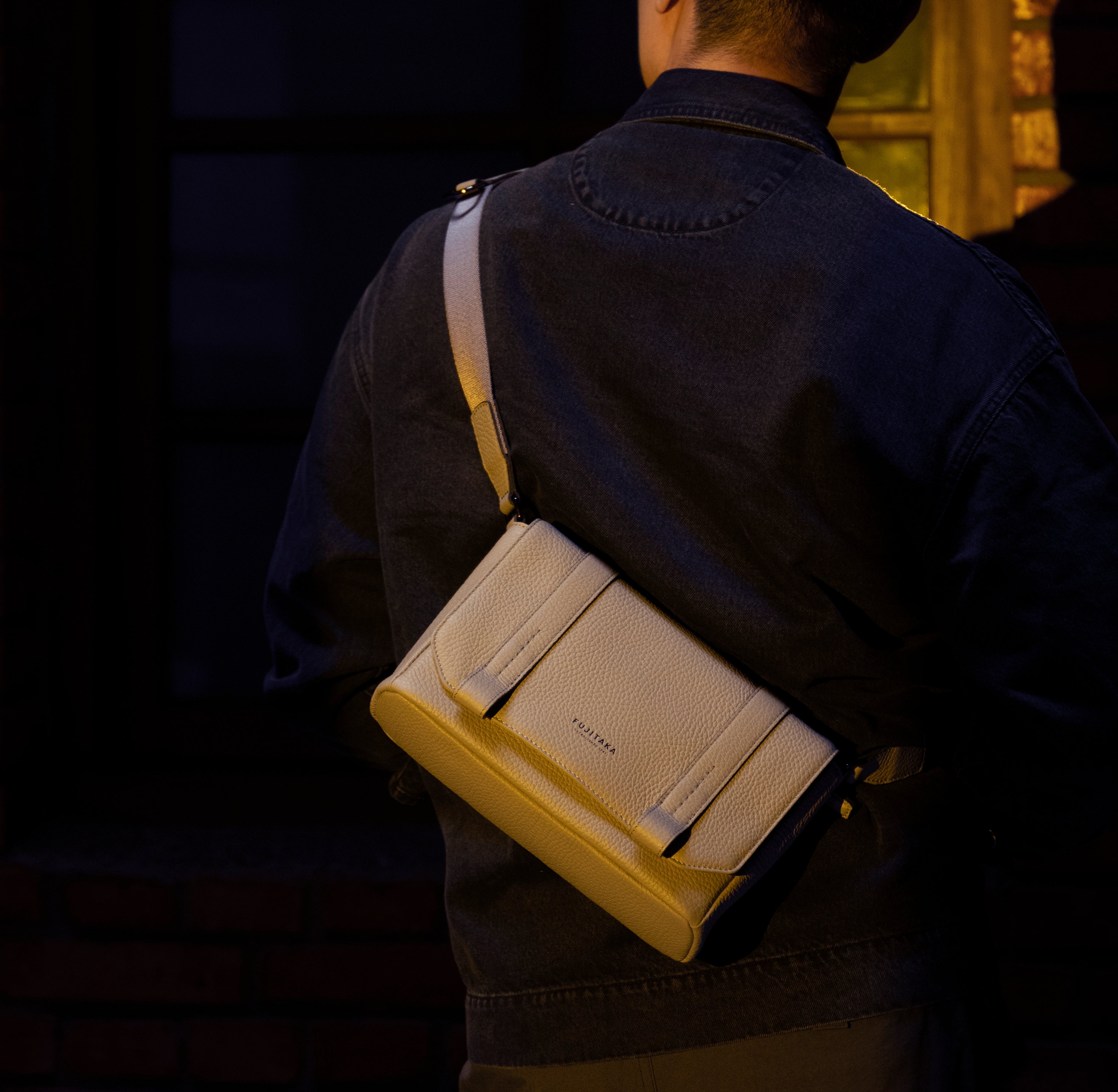 FUJITAKA｜Alta 迷你皮革郵差包 (卡其棕)