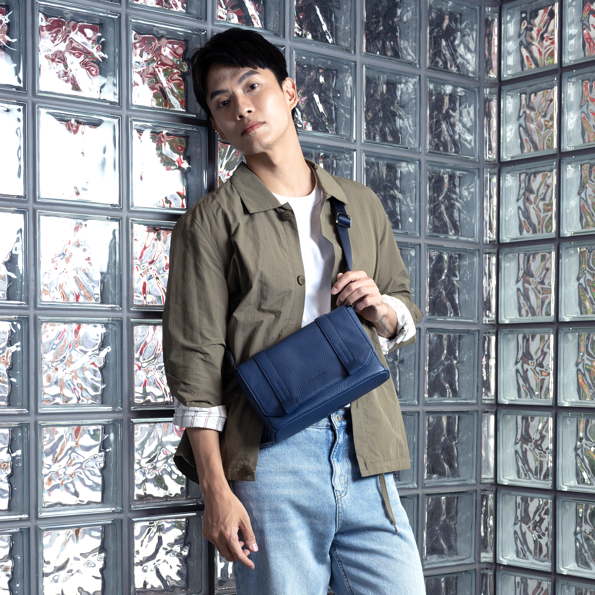 FUJITAKA｜Alta 迷你皮革郵差包 (深藍)