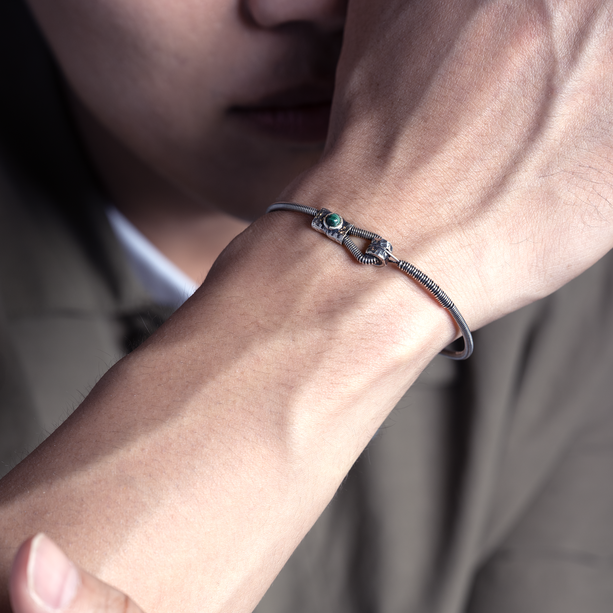 SING A SONG｜一弦一念 金屬手鍊 (孔雀石)