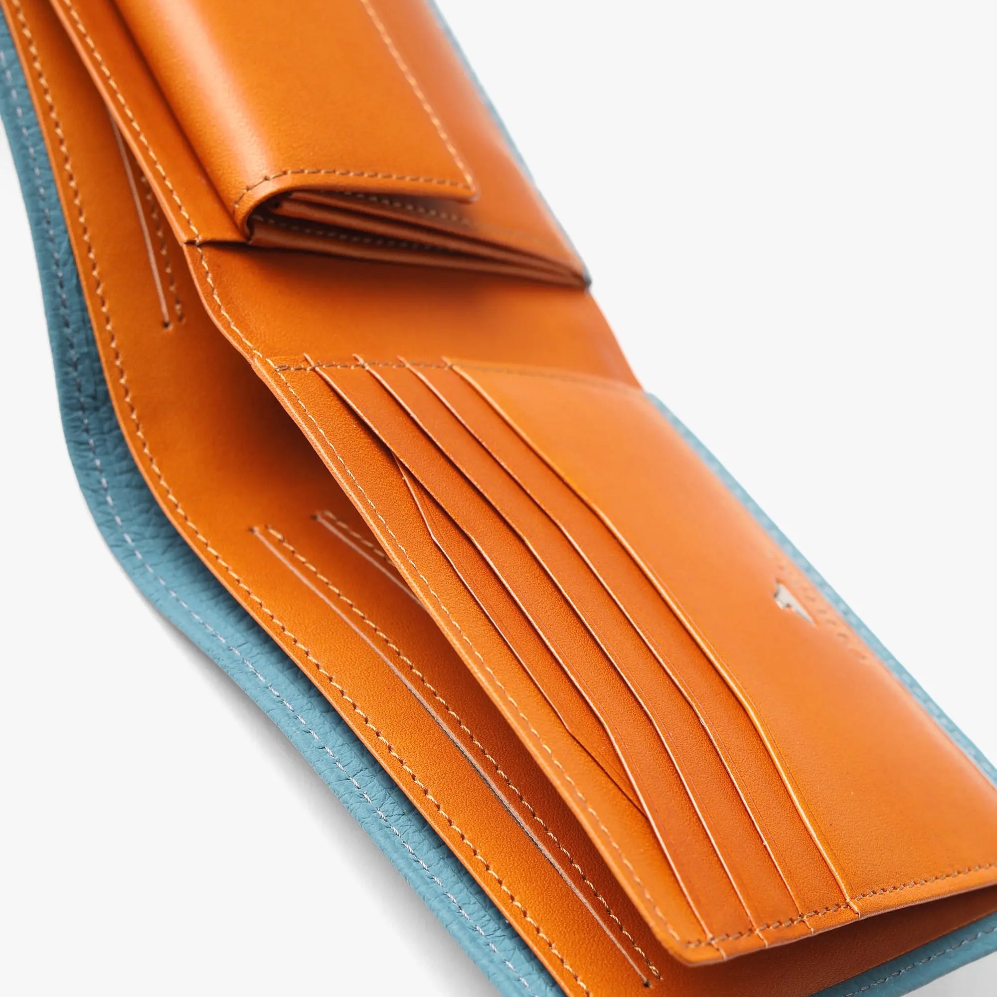 FUJITAKA｜Mousse 對摺短夾 (天空藍）