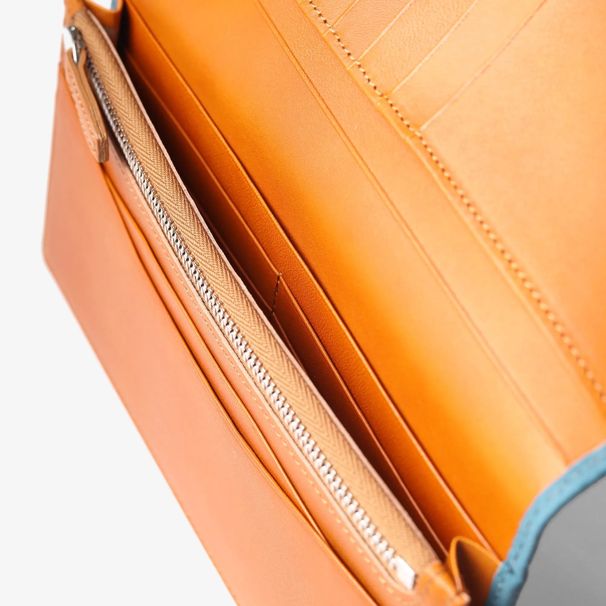 FUJITAKA｜Mousse 翻蓋皮革長夾 (天空藍)