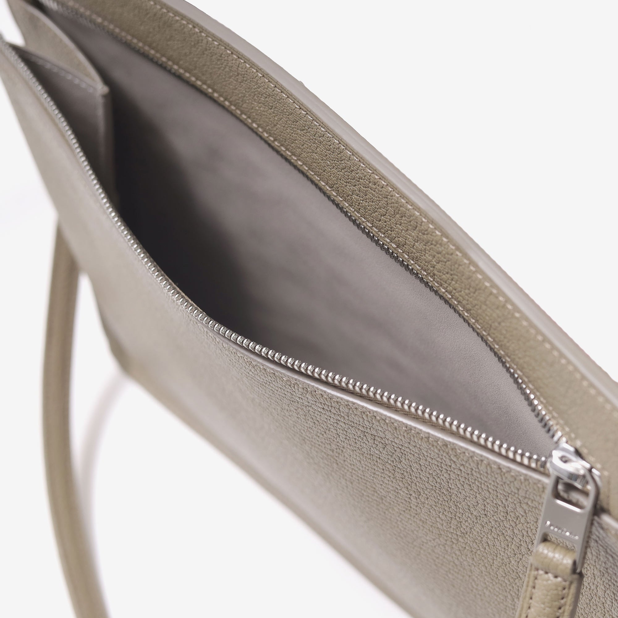 FUJITAKA｜Chevre 山羊皮革手拿/單肩兩用包 (卡其棕)