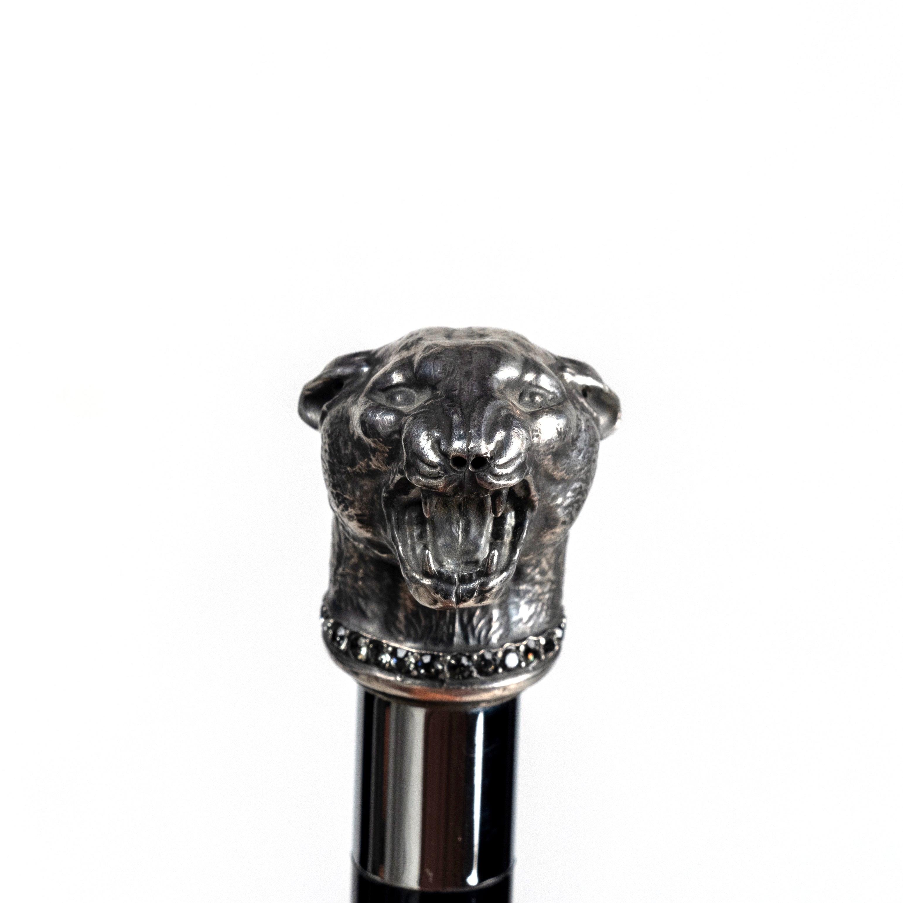 Utile4｜獵豹獸首長鞋把