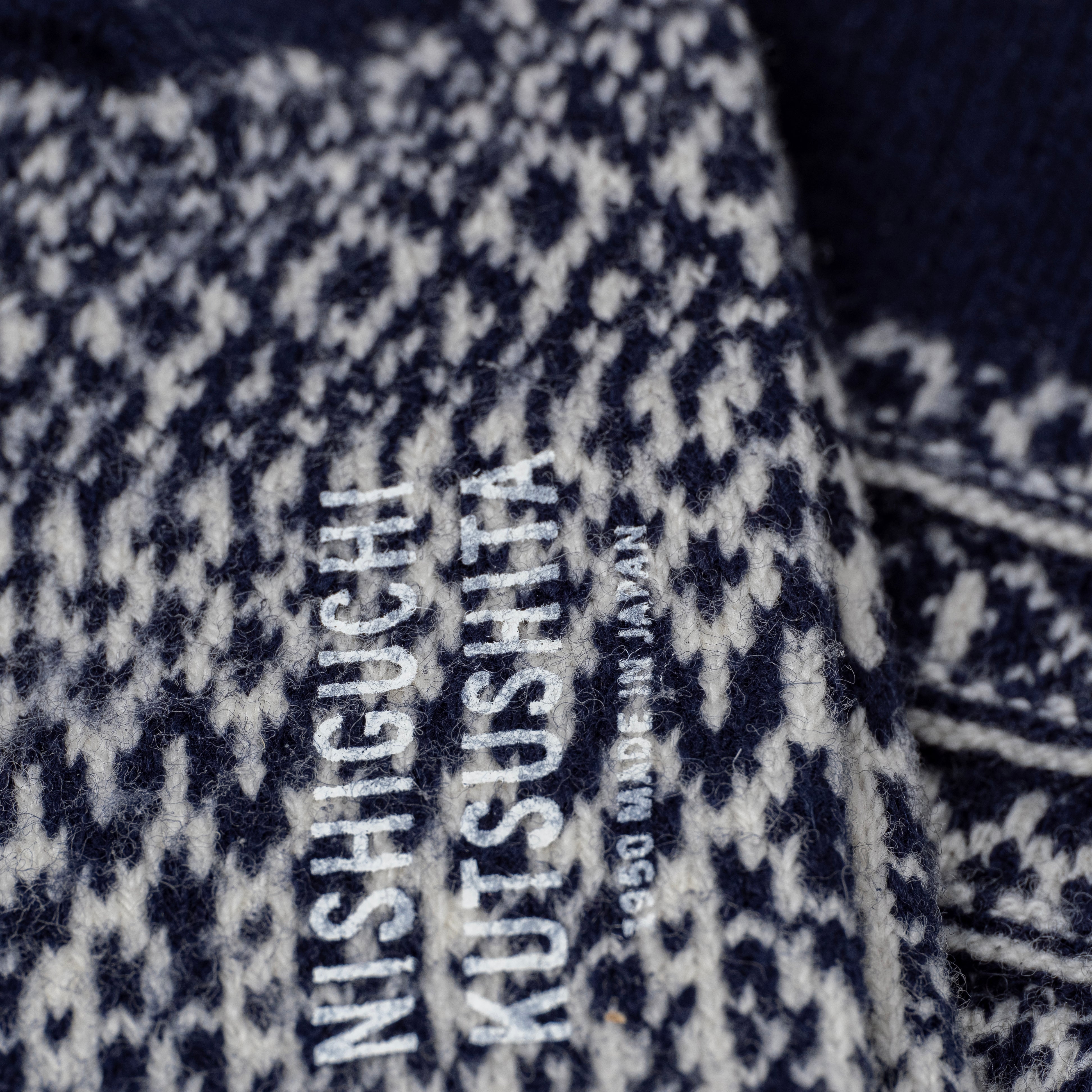 NISHIGUCHI KUTSUSHITA｜奧斯陸雪花織紋羊毛襪 (深藍）