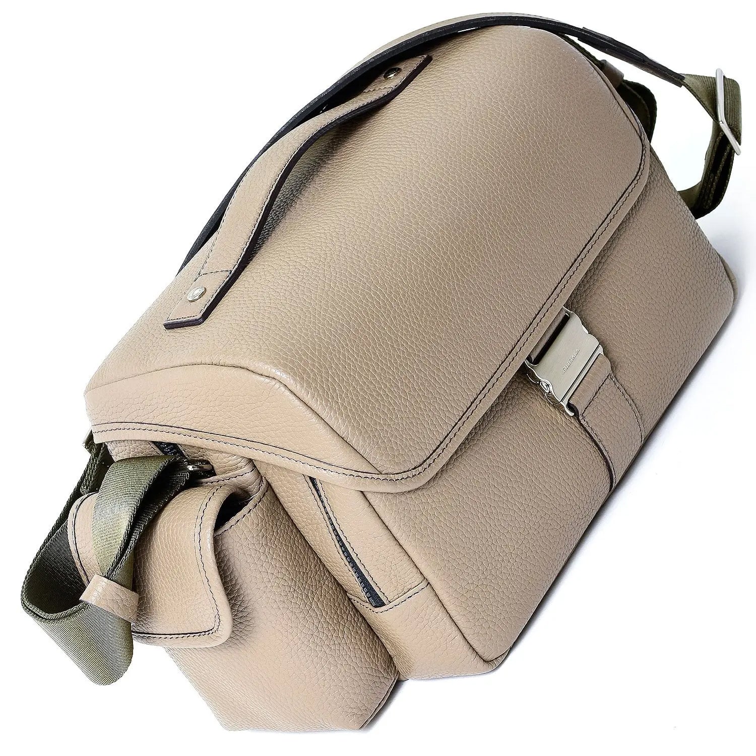 FUJITAKA｜瀨尾浩司 翻蓋相機包 (卡其棕)